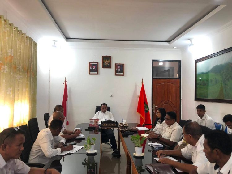 Siapkan Peternakan Skala Besar, Bupati Anton Doni Wanti-wanti Soal Pakan dan Mobilisasi Ternak