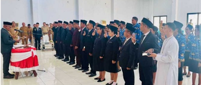 Bupati Lembata Lantik 55 Pejabat, Ingatkan Amanah Jabatan Tak Sekadar Seremoni